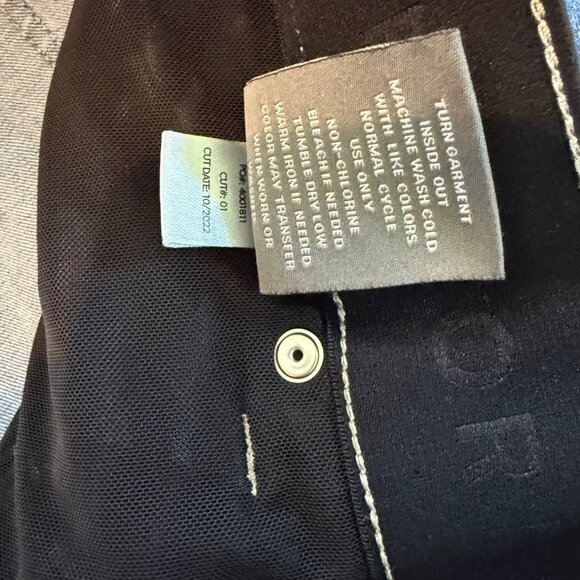 Torrid Womens Distressed Denim Shorts Size 24 Blue Cotton Blend Ripped Hem - Picture 4 of 8